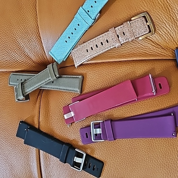 Set of 11 fitbit versa versa 2 watch bands - Picture 3 of 4